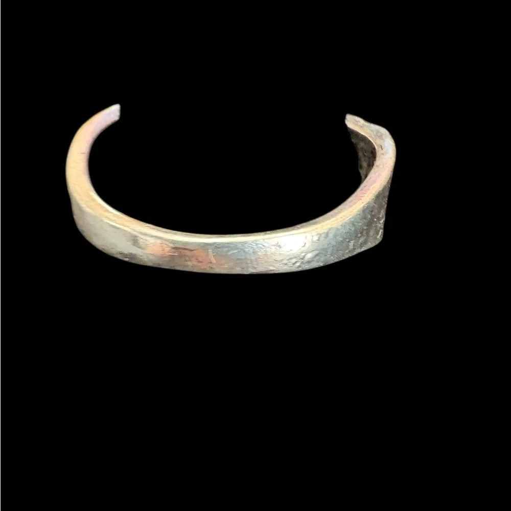 N/A charming silver